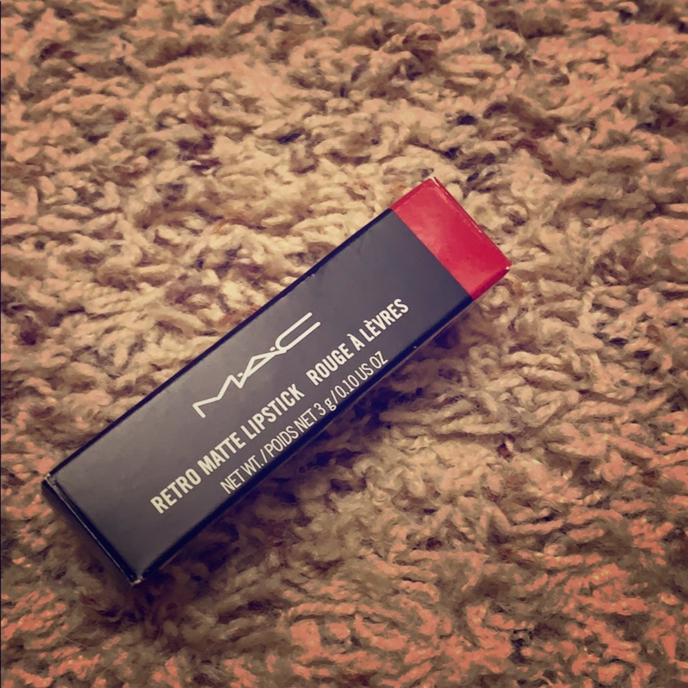 MAC Ruby Woo lipstick